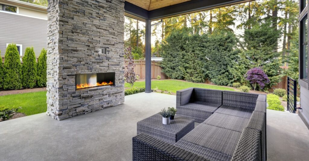 Custom Outdoor Patio Furniture And Fireplace